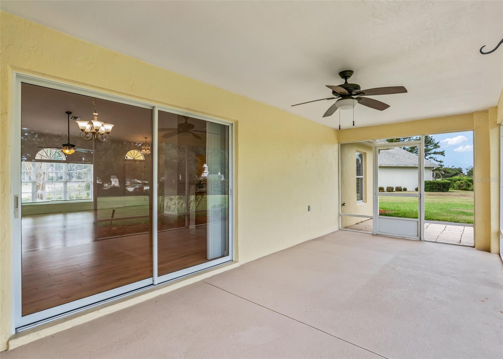 5123 Grove Mnr Property Photo 32