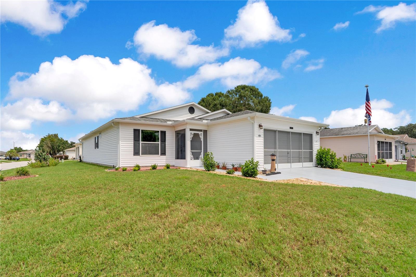 32901 Enchanted Oaks Lane Property Photo 32