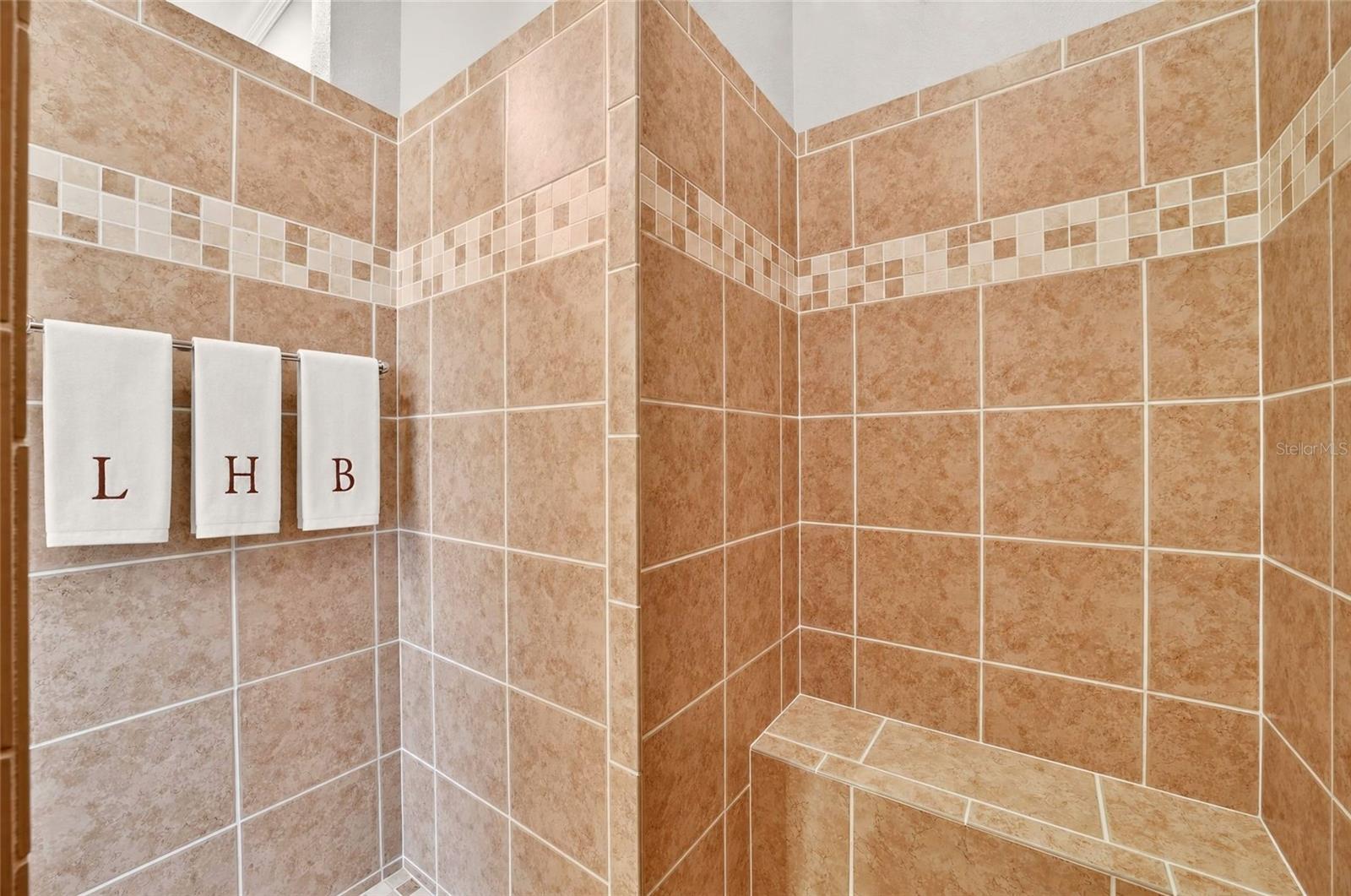 2425 Boiling Springs Ct Property Photo 26