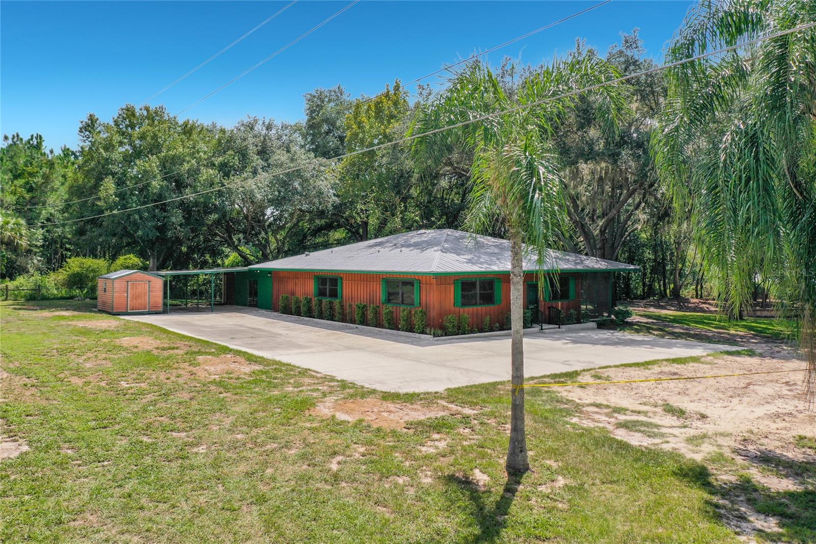 37751 Lake Dalhousie Dr Property Photo 2