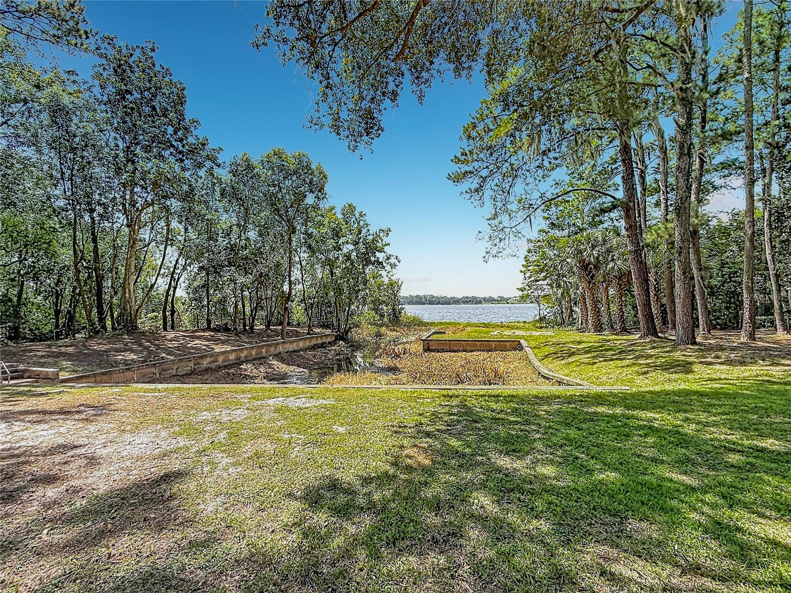 37751 Lake Dalhousie Dr Property Photo 13