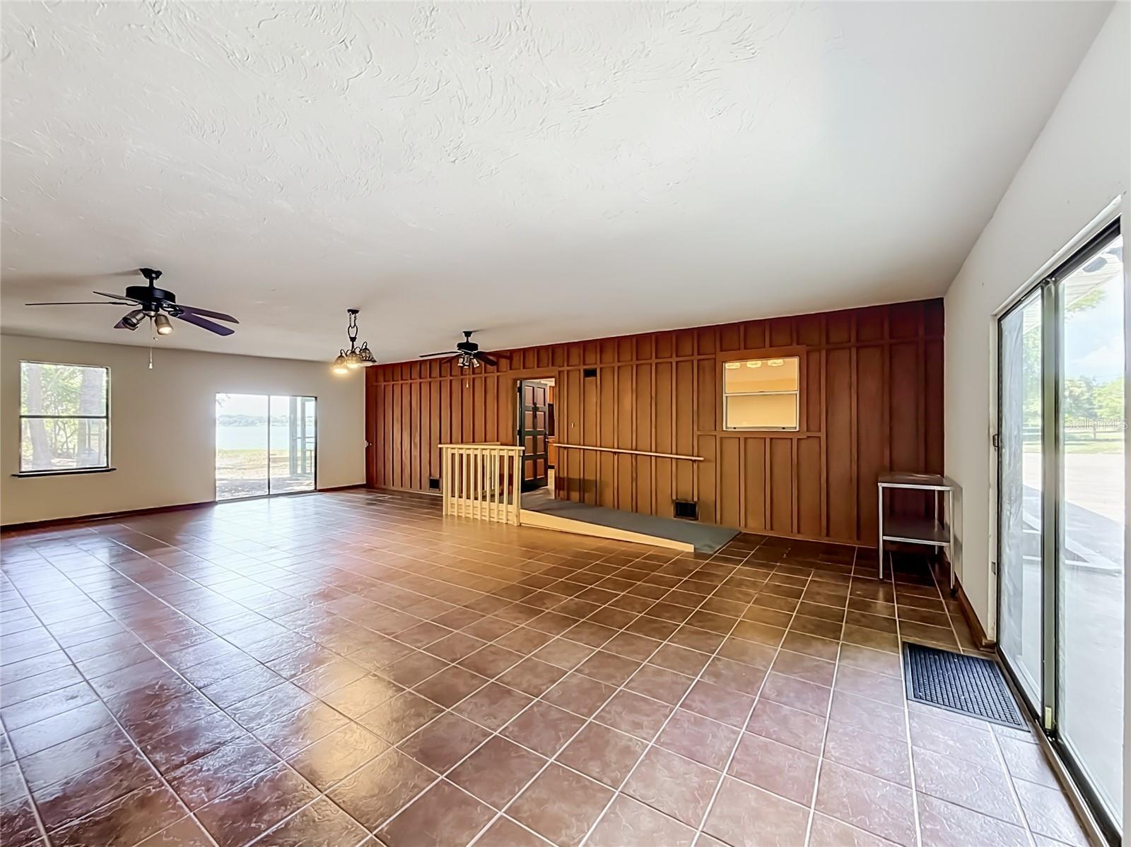 37751 Lake Dalhousie Dr Property Photo 37