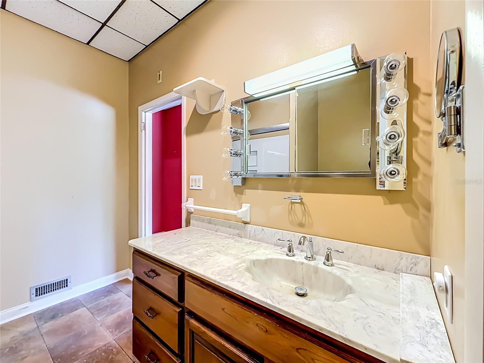 37751 Lake Dalhousie Dr Property Photo 43