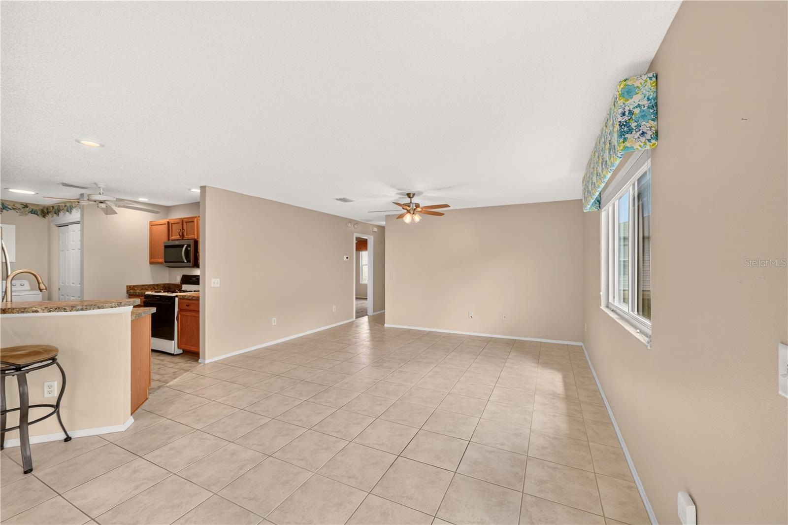 8214 Se 169th Palownia Loop Property Photo 10