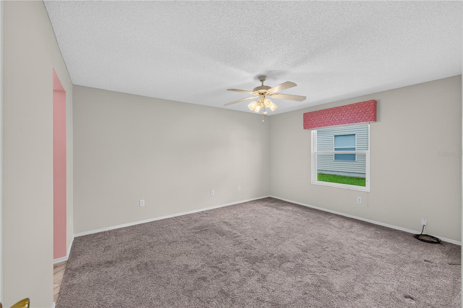 8214 Se 169th Palownia Loop Property Photo 21