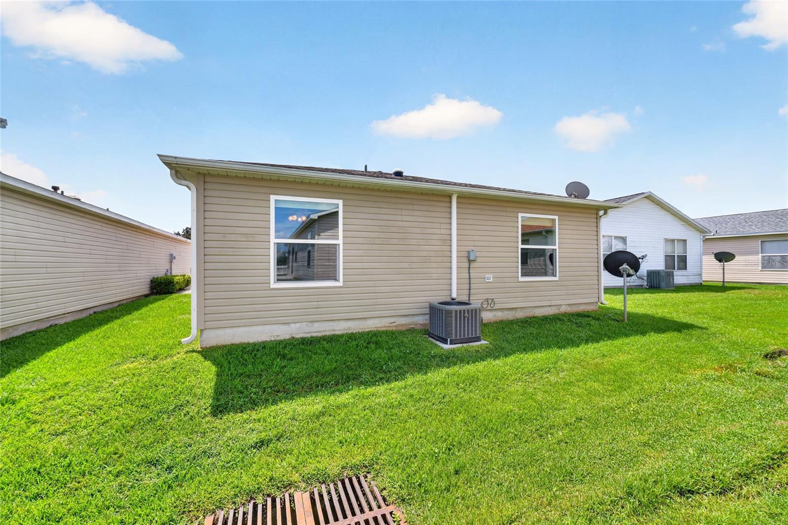 8214 Se 169th Palownia Loop Property Photo 33