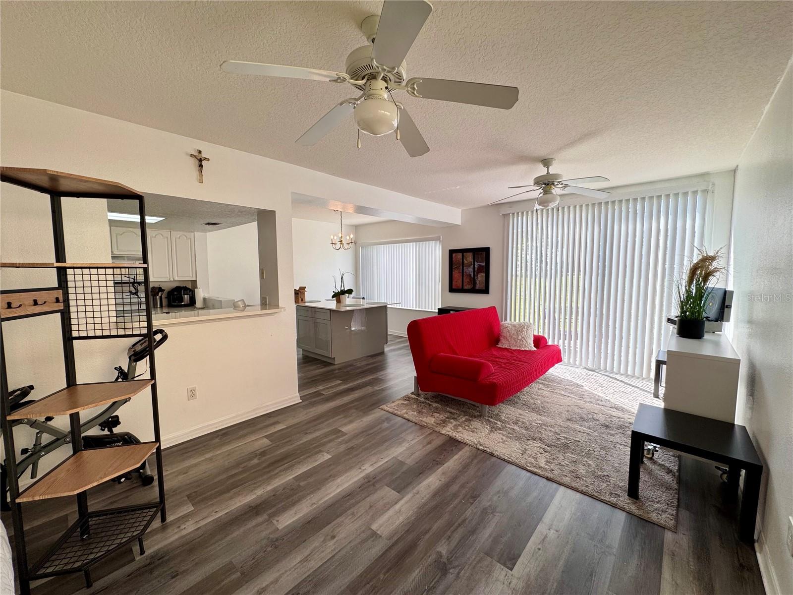 439 Coconut Palm Way Property Photo 5