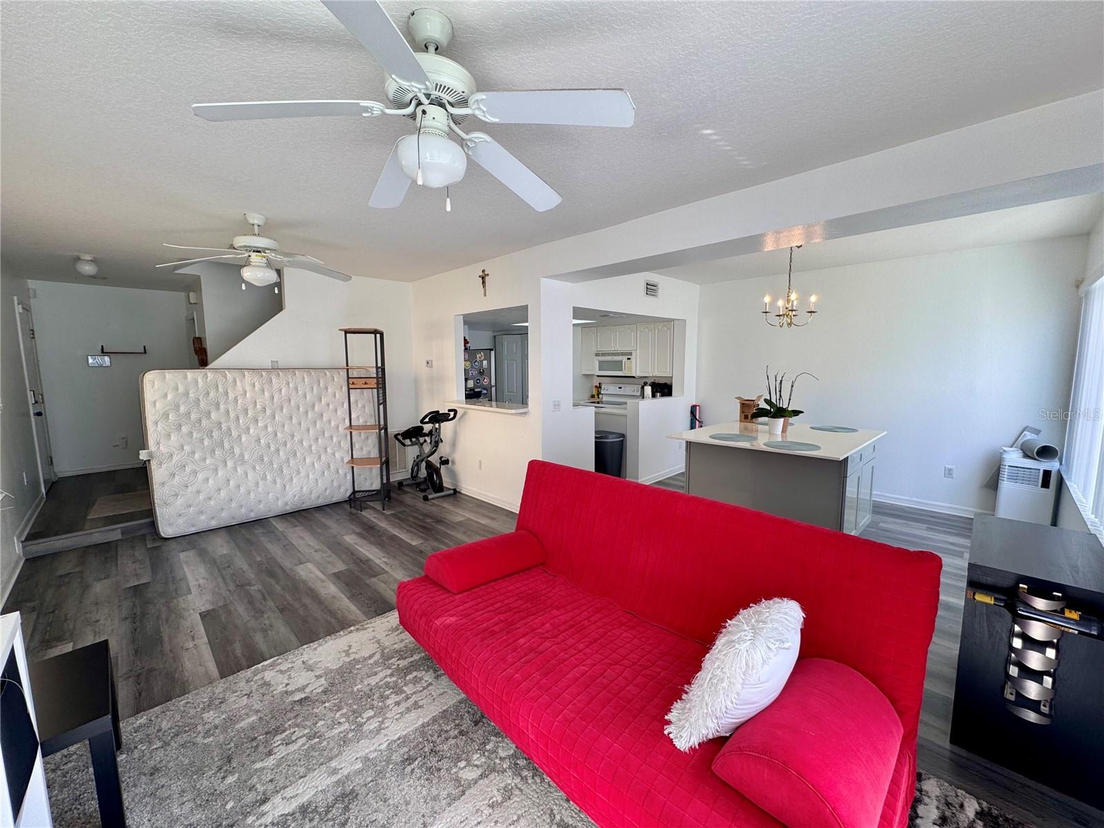 439 Coconut Palm Way Property Photo 6