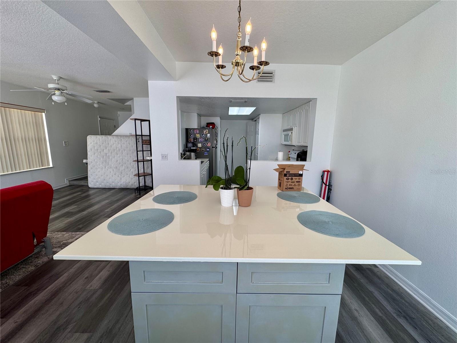 439 Coconut Palm Way Property Photo 11