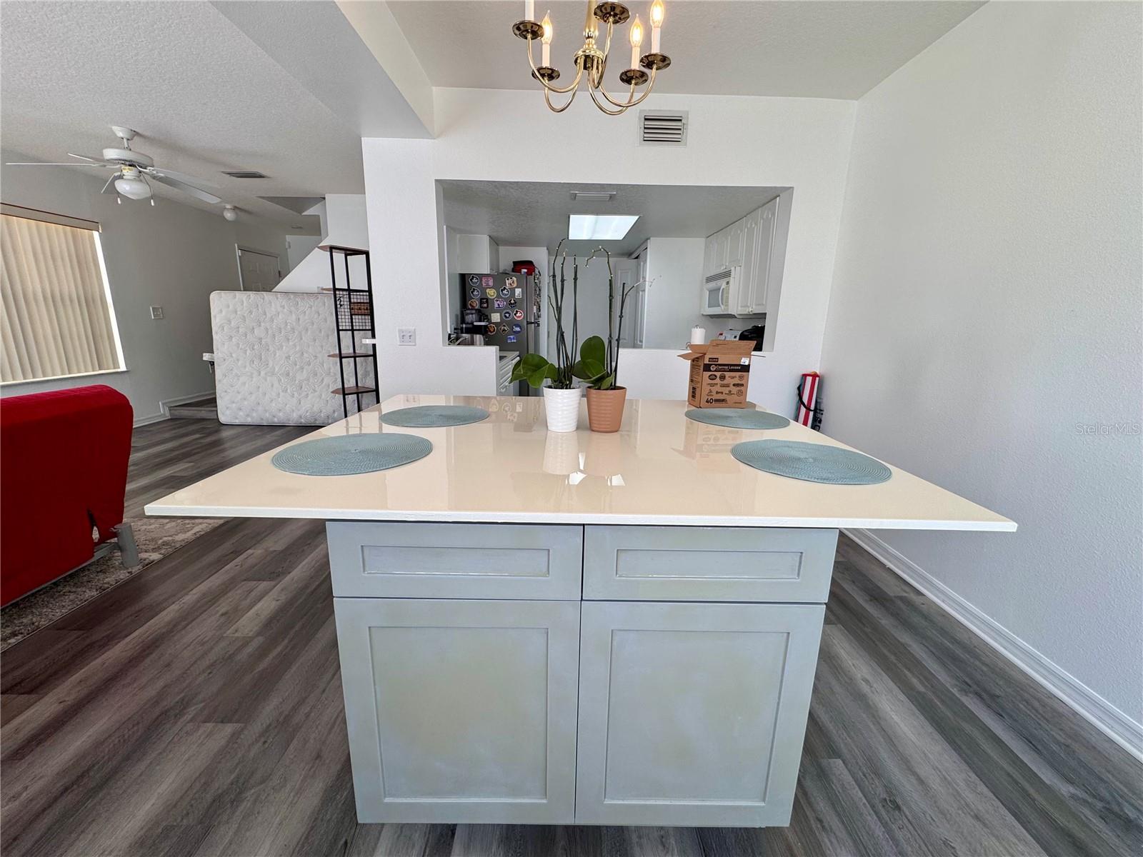 439 Coconut Palm Way Property Photo 14
