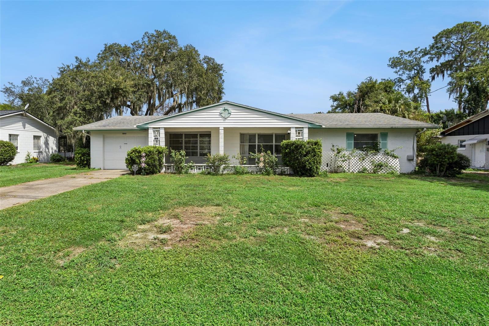 3251 OAK HILL RD Property Photo 1