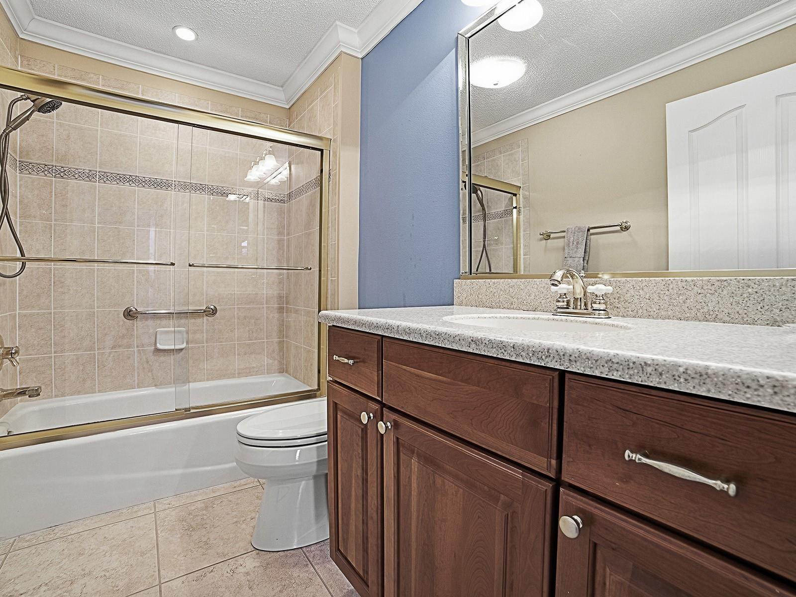 622 Maybank Loop Property Photo 17