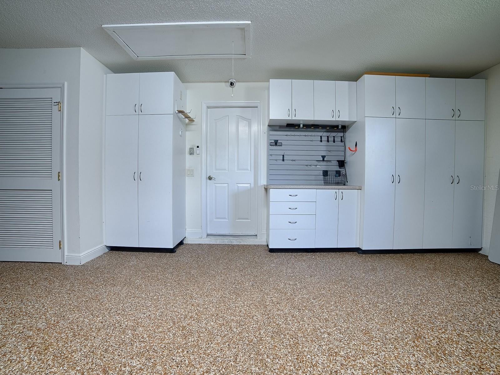 622 Maybank Loop Property Photo 20