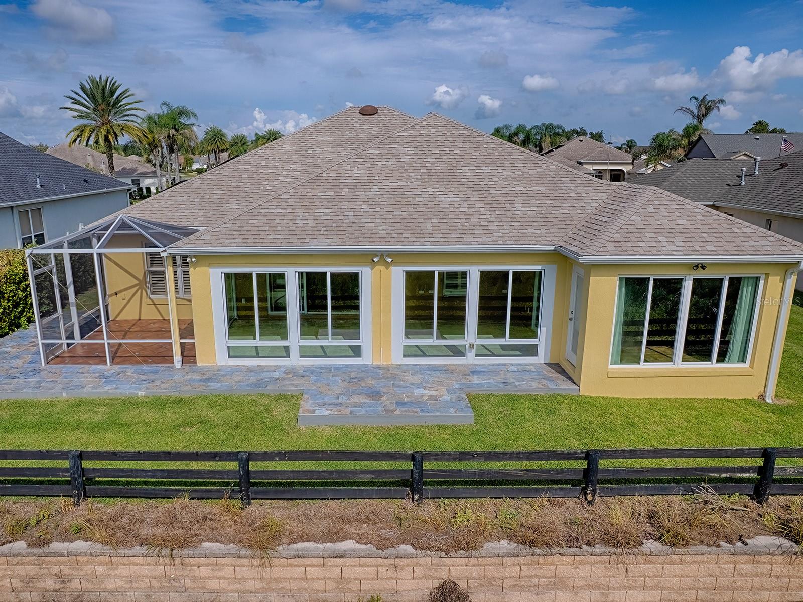 622 Maybank Loop Property Photo 21