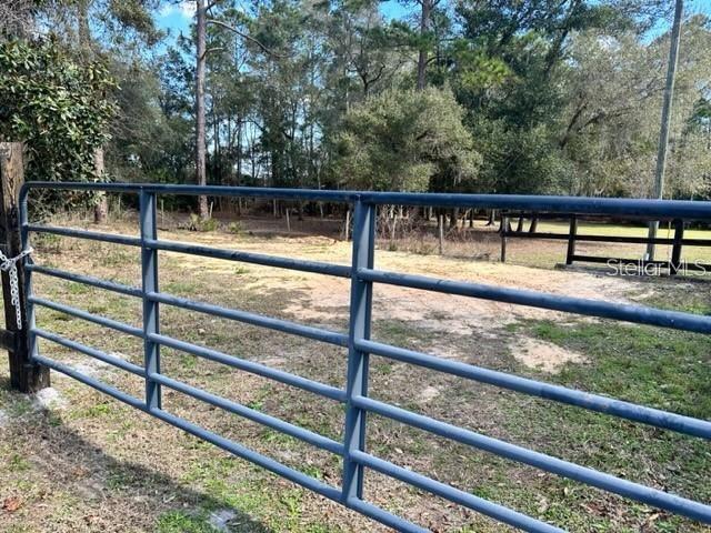 37610 Oaklee Rd Property Photo 12