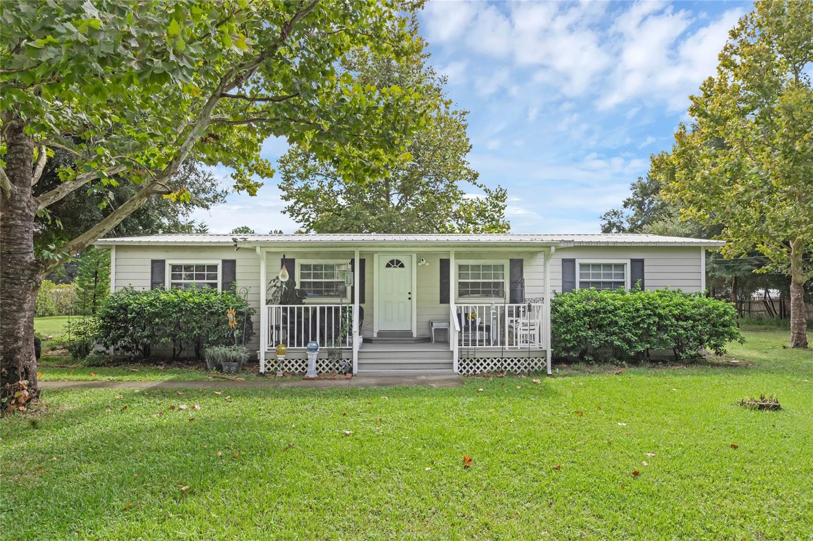 14438 CR 561A Property Photo 1