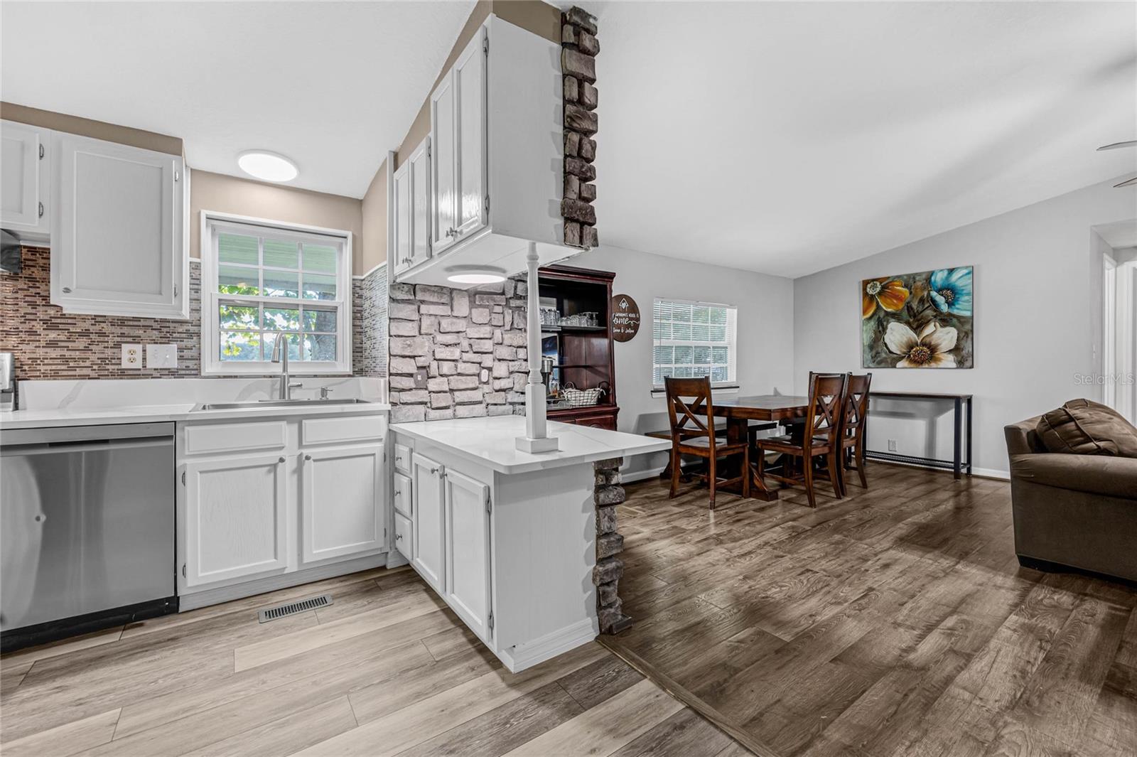 14438 Cr 561a Property Photo 14