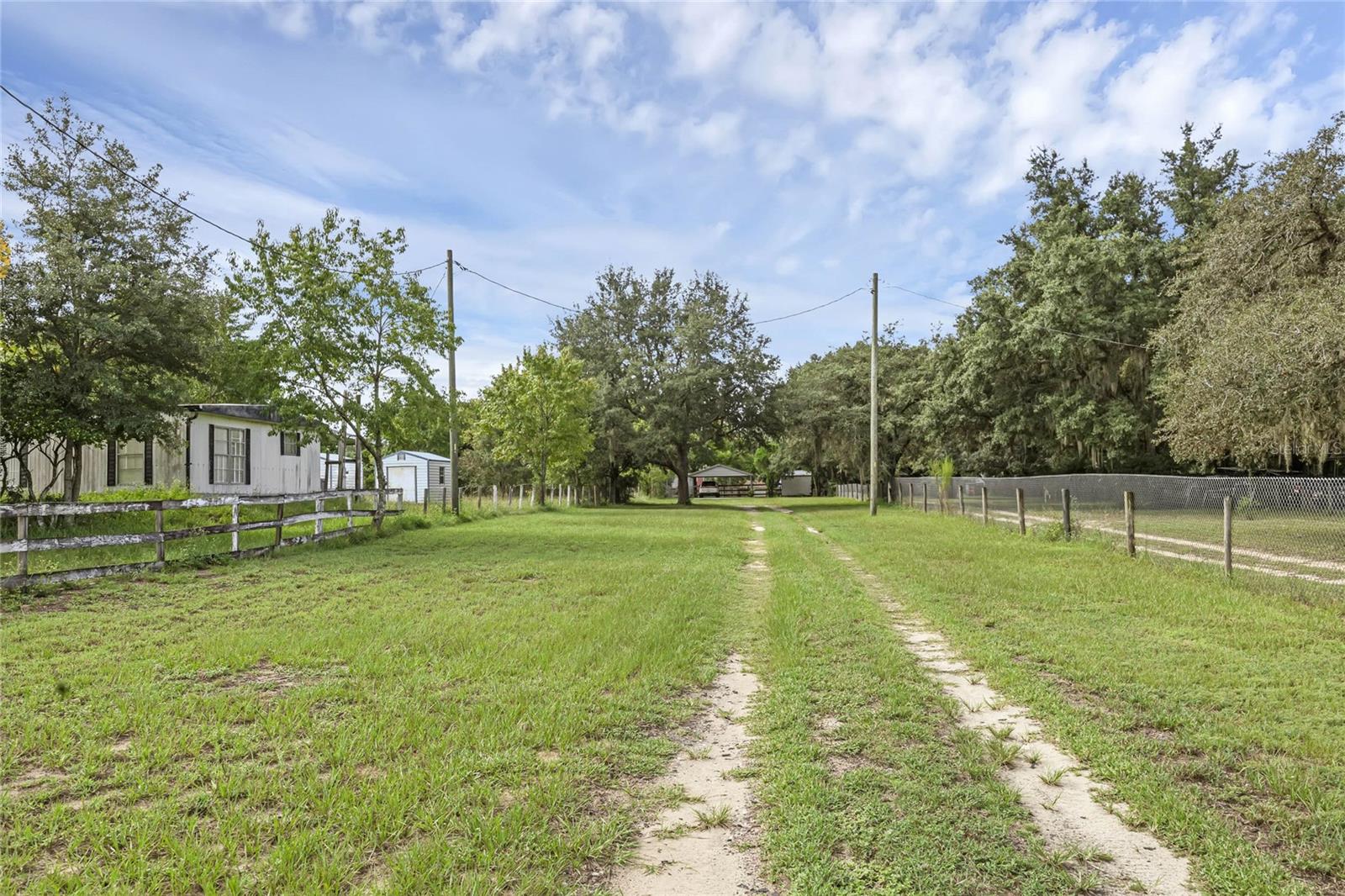 14438 Cr 561a Property Photo 28
