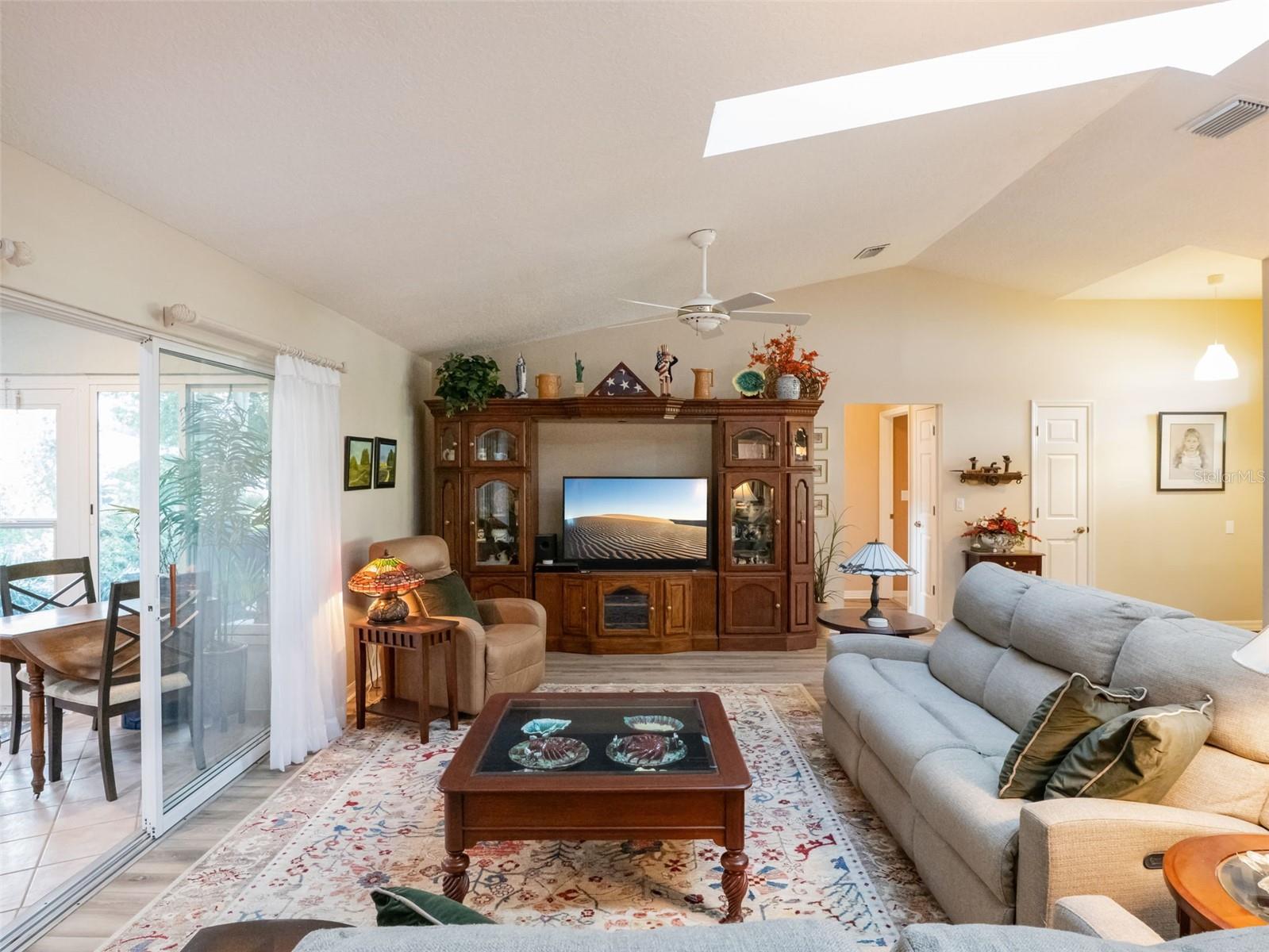 21142 Edinborough Pl Property Photo 6