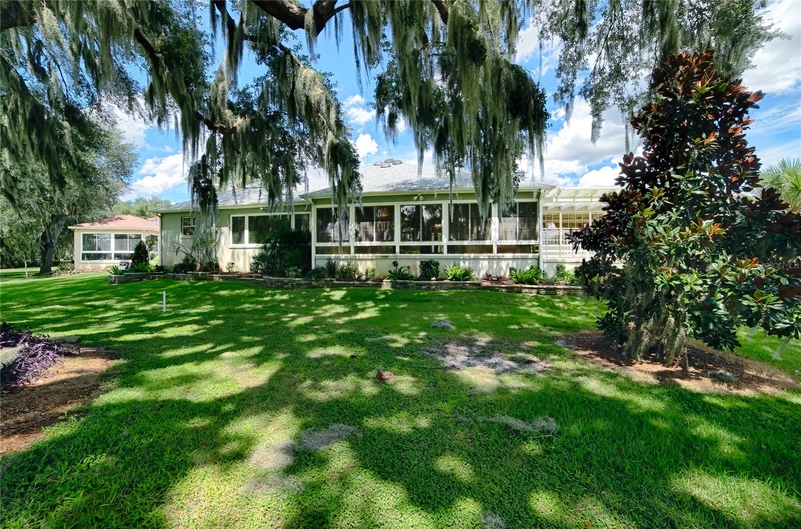 1130 Sayle St Property Photo 12