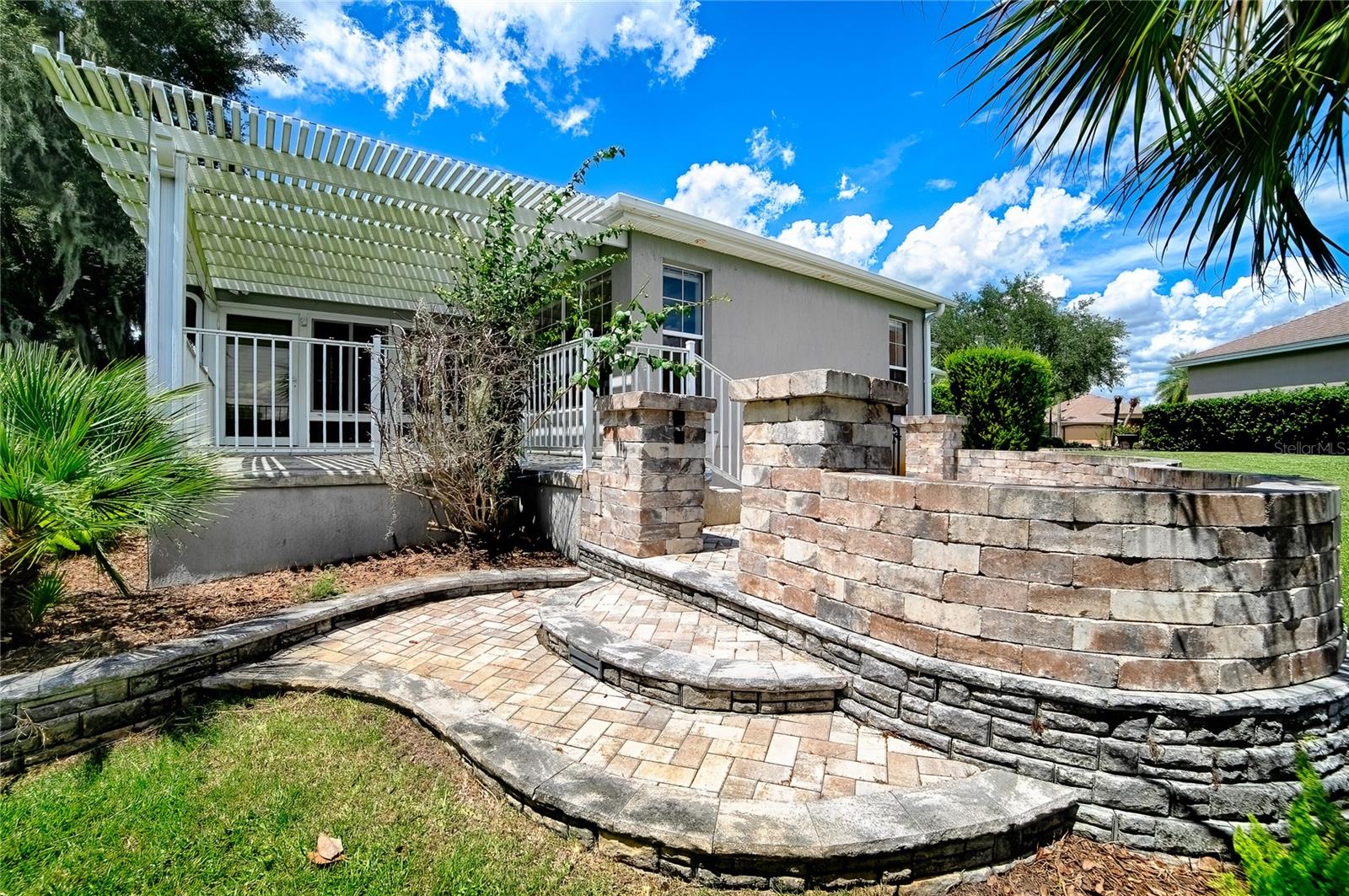 1130 Sayle St Property Photo 44