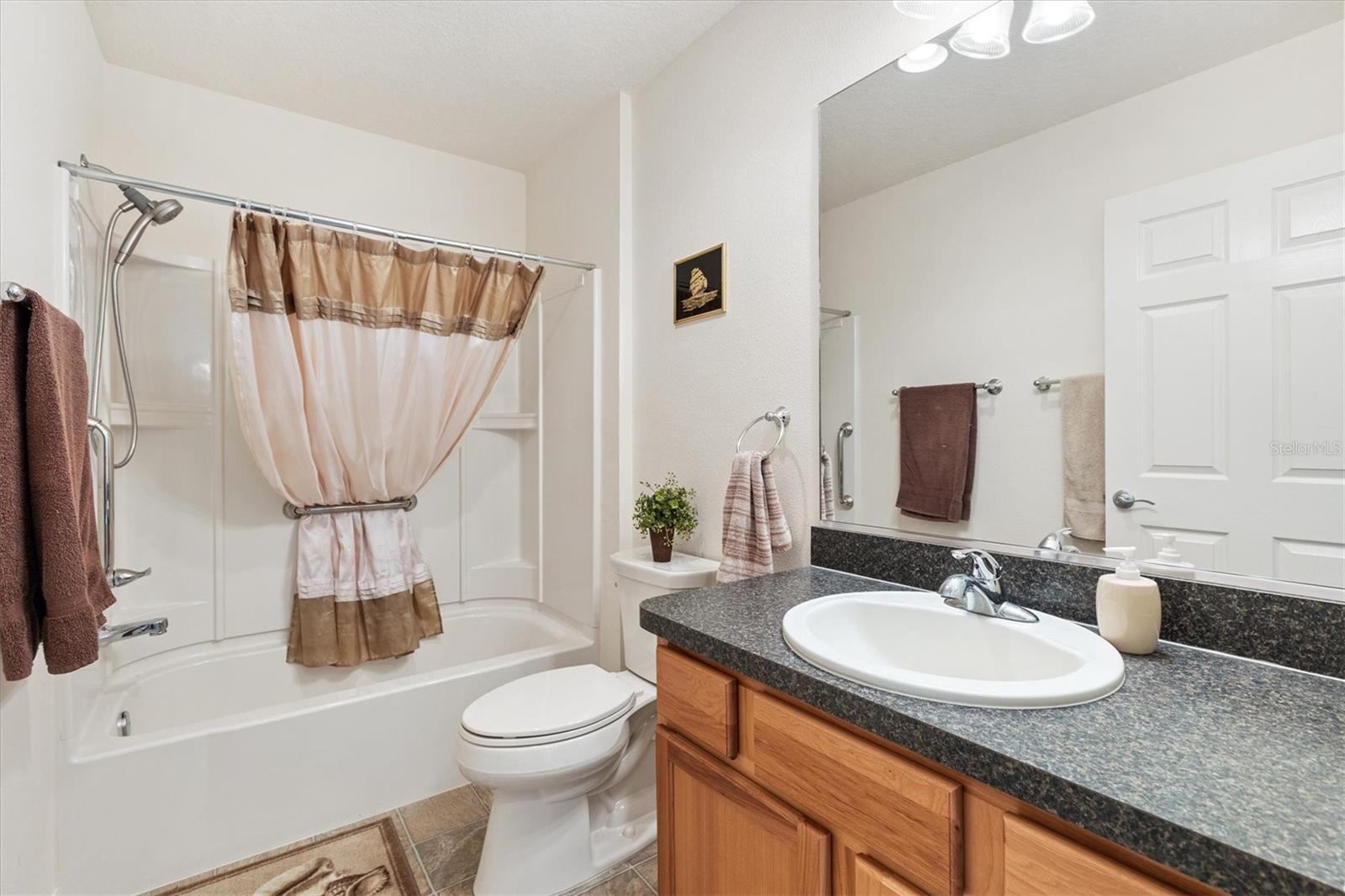 2015 Peaceful Pl Property Photo 23
