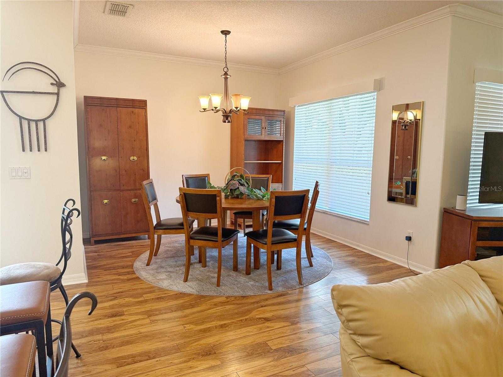 3766 Avon Ct Property Photo 9