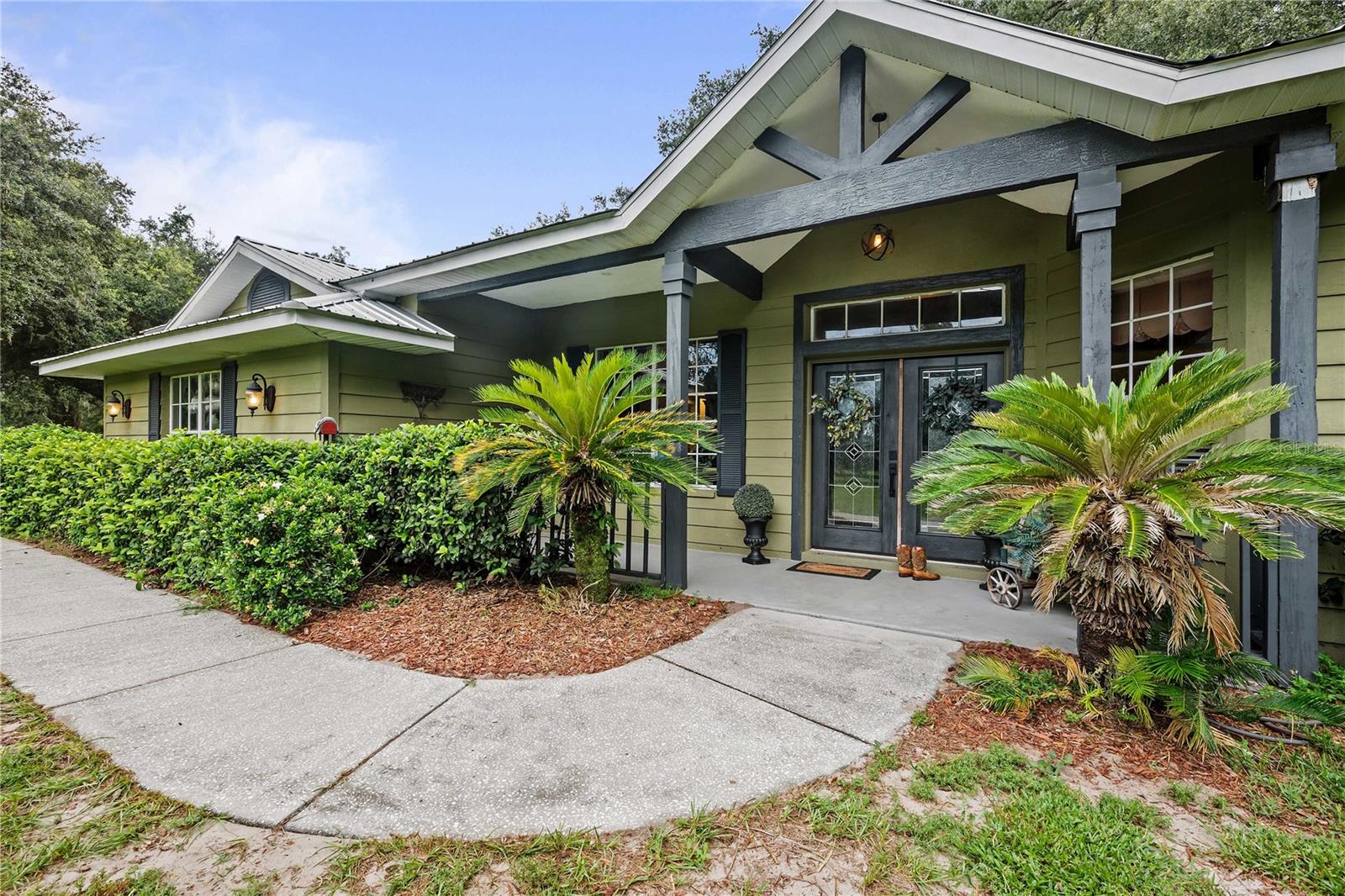 4457 Cr 542h Property Photo 1