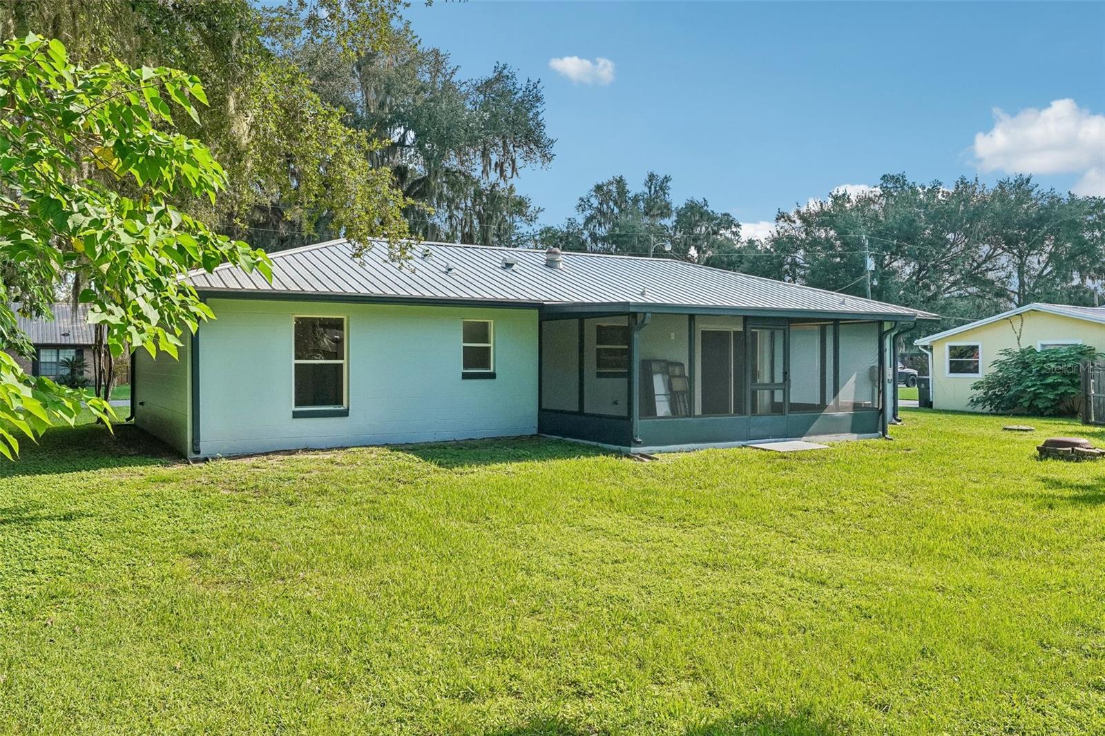 417 W Hunt Ave Property Photo 42