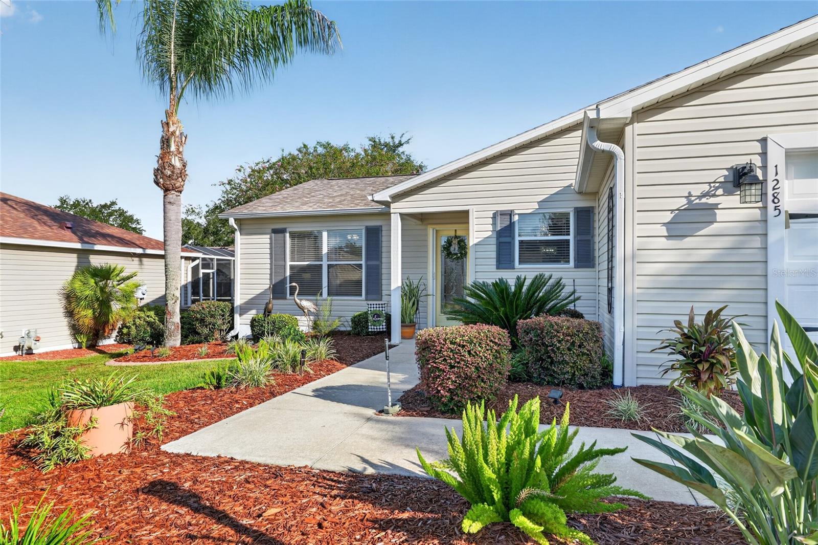 1285 Fort Lawn Loop Property Photo 7