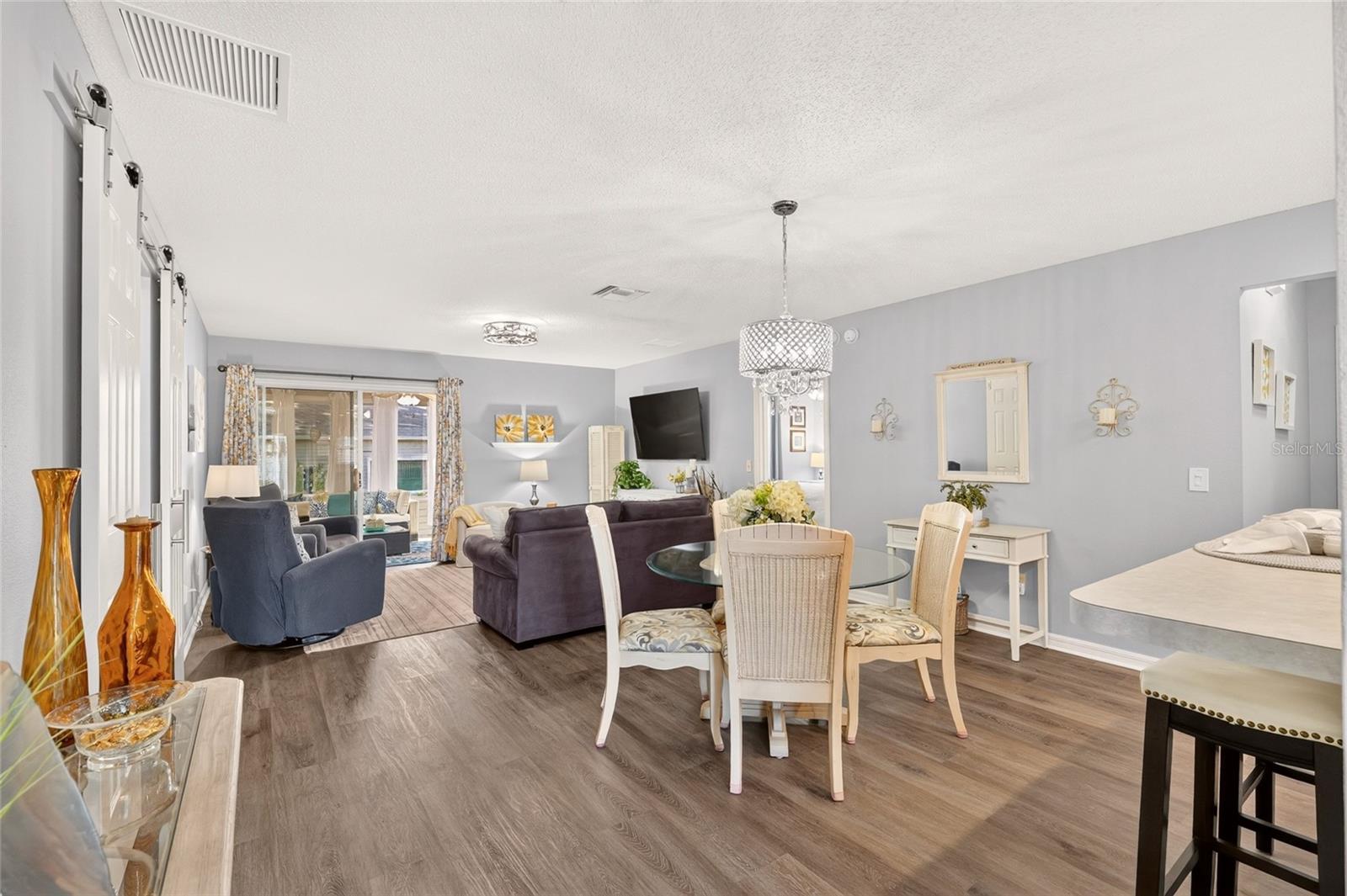 1285 Fort Lawn Loop Property Photo 12