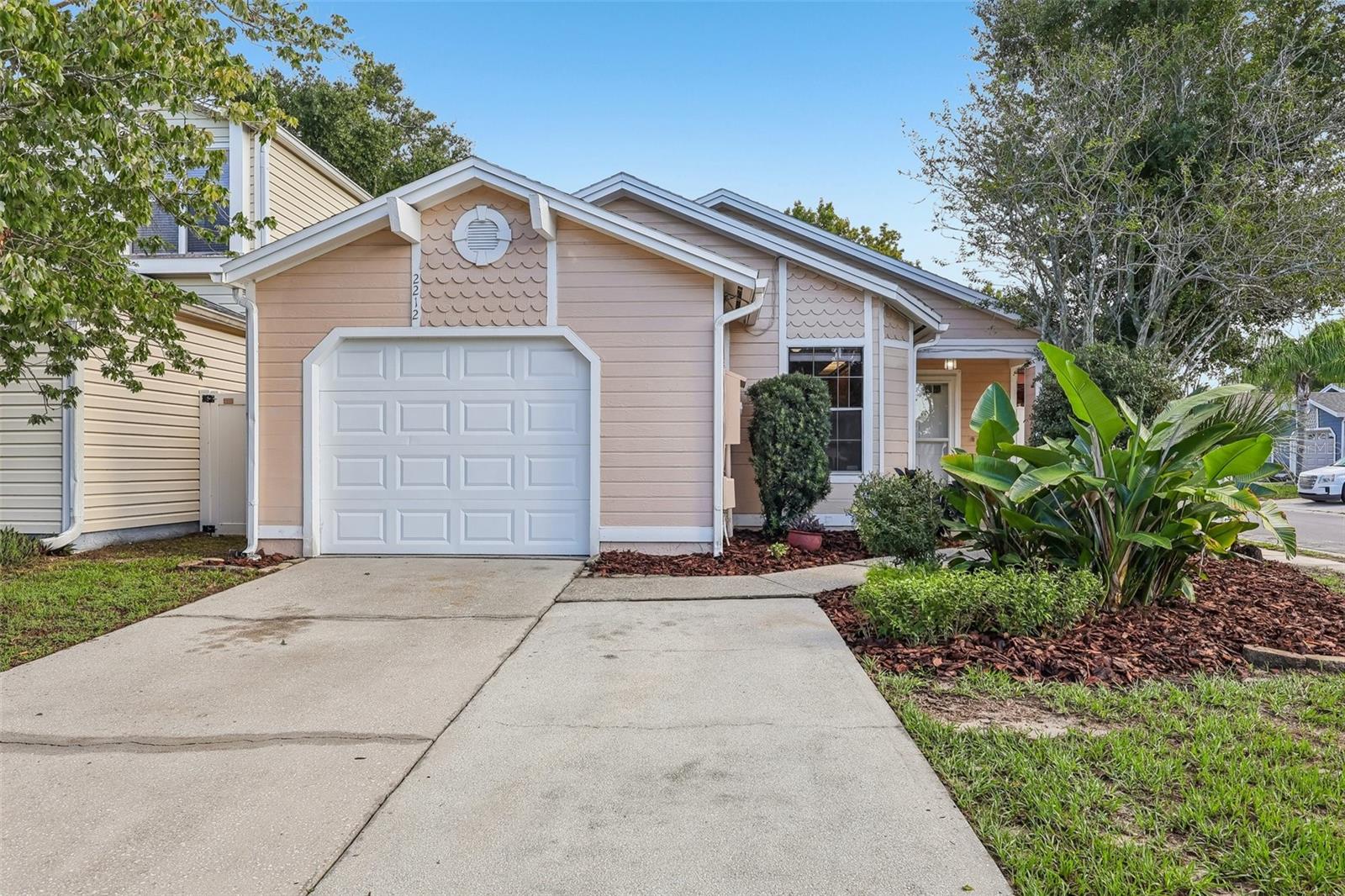 2212 FAXTON CT