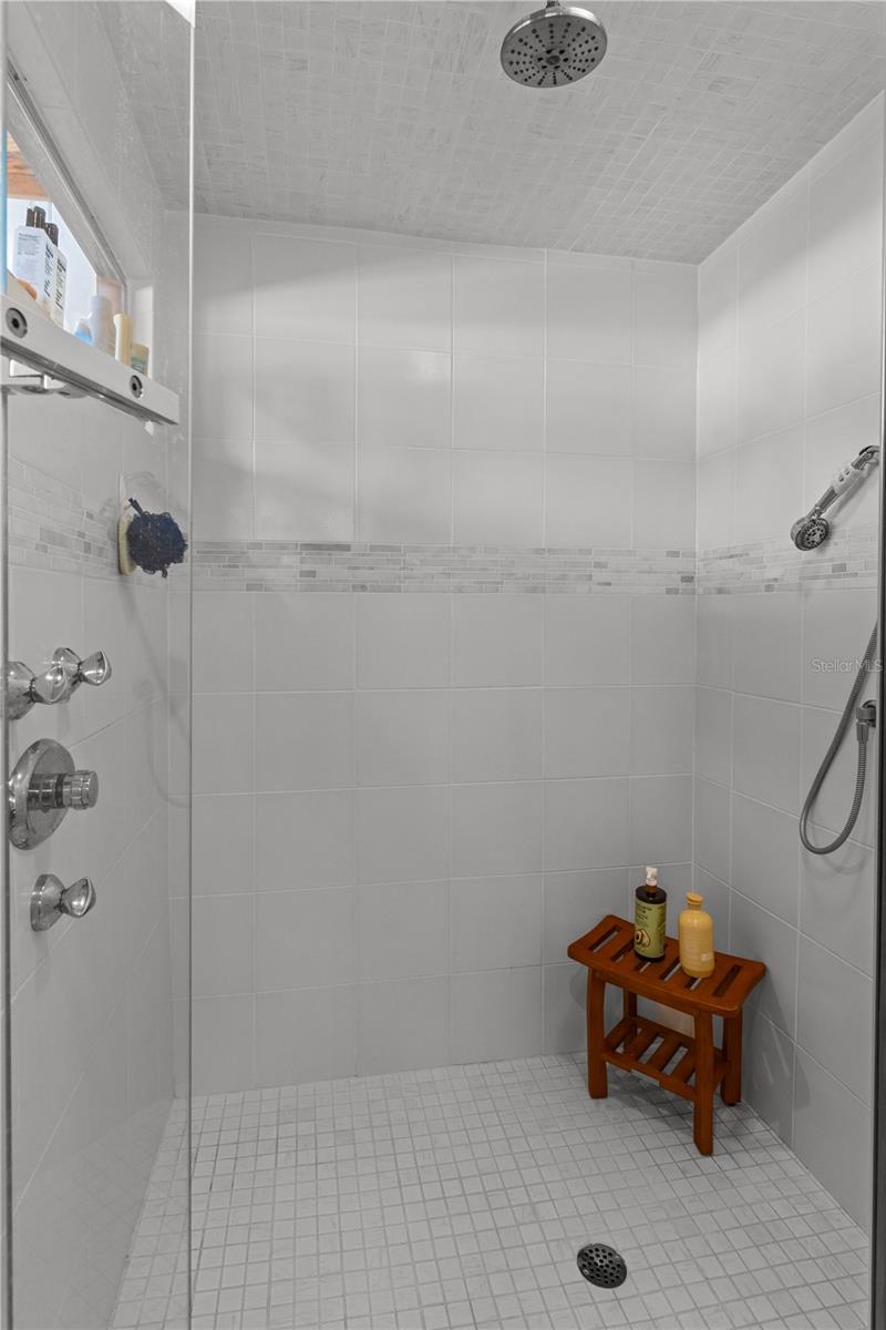 1830 Se 3rd Ct Property Photo 59