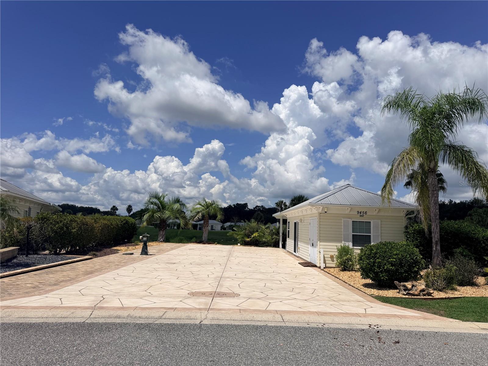9456 Se 47th Way Property Photo 1