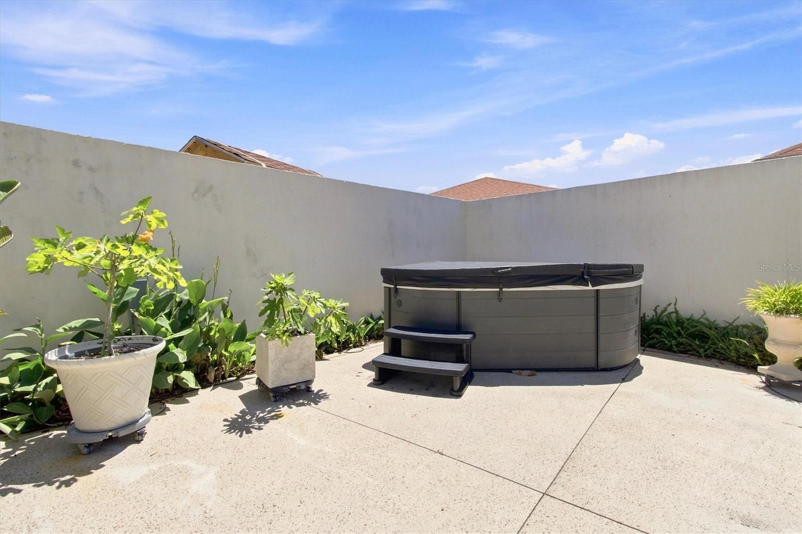 1339 Lajolla Cir Property Photo 19