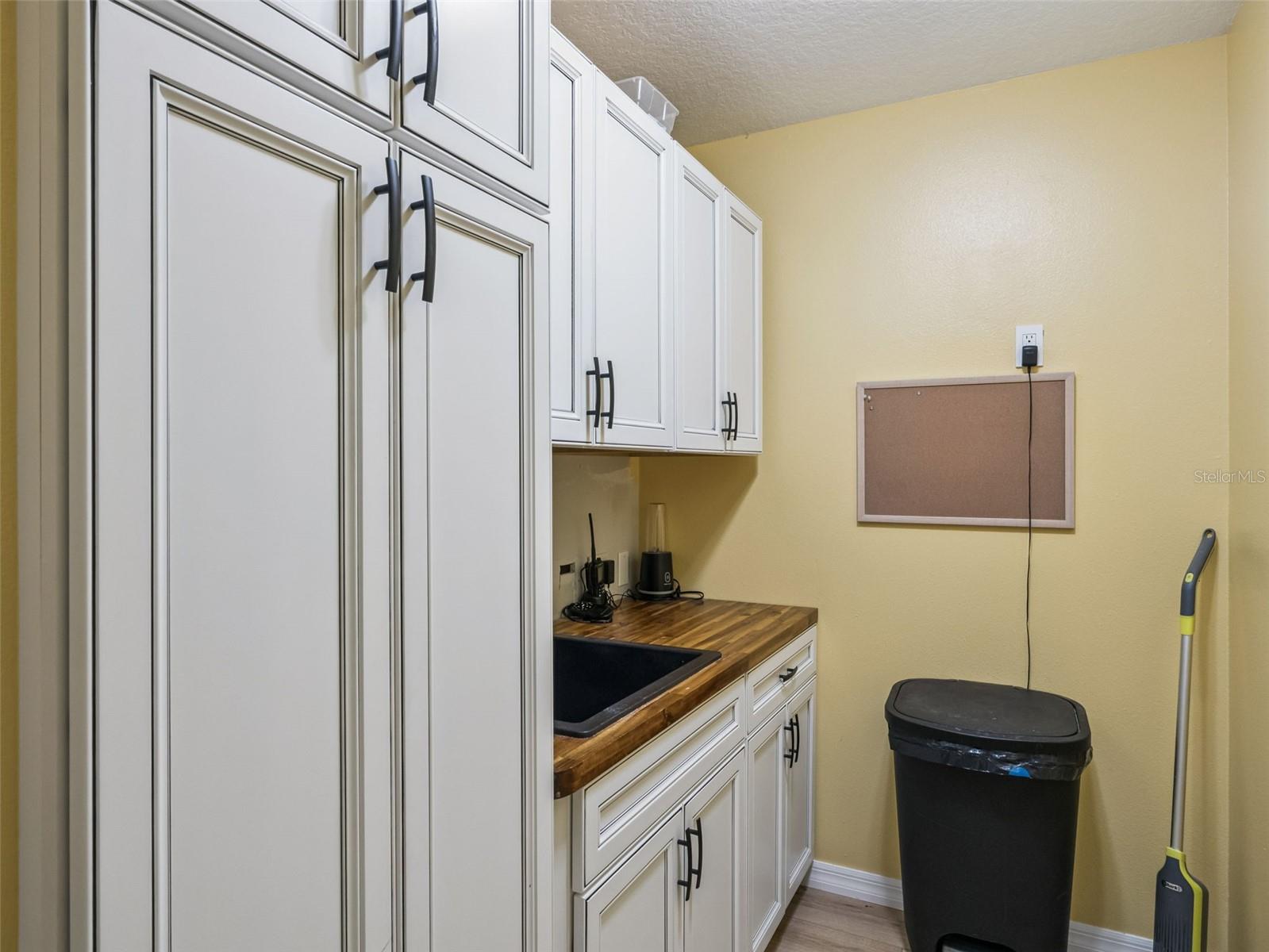 5602 Squires Dr Property Photo 21