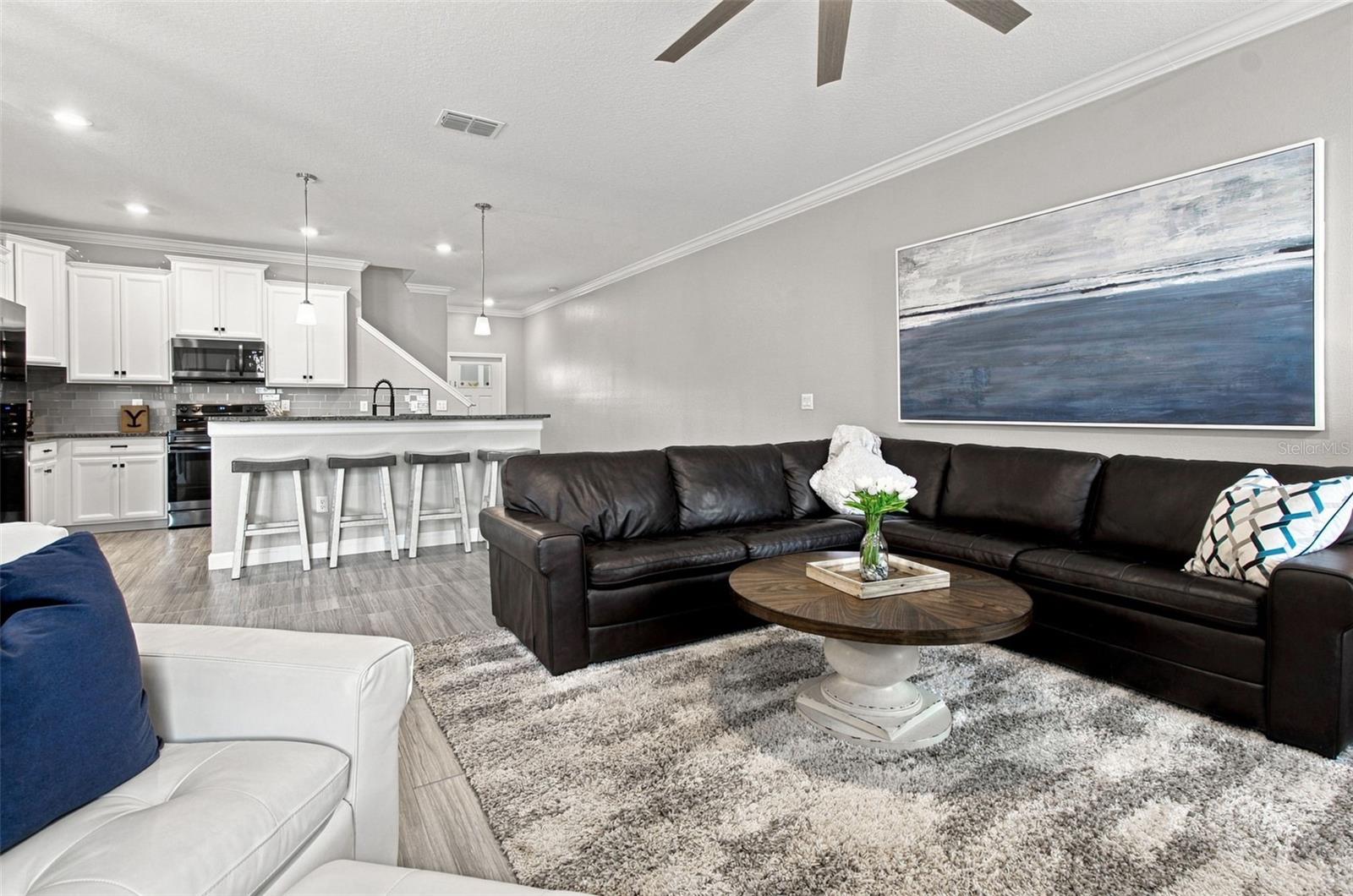 2213 Cerulean Sky Dr Property Photo 9