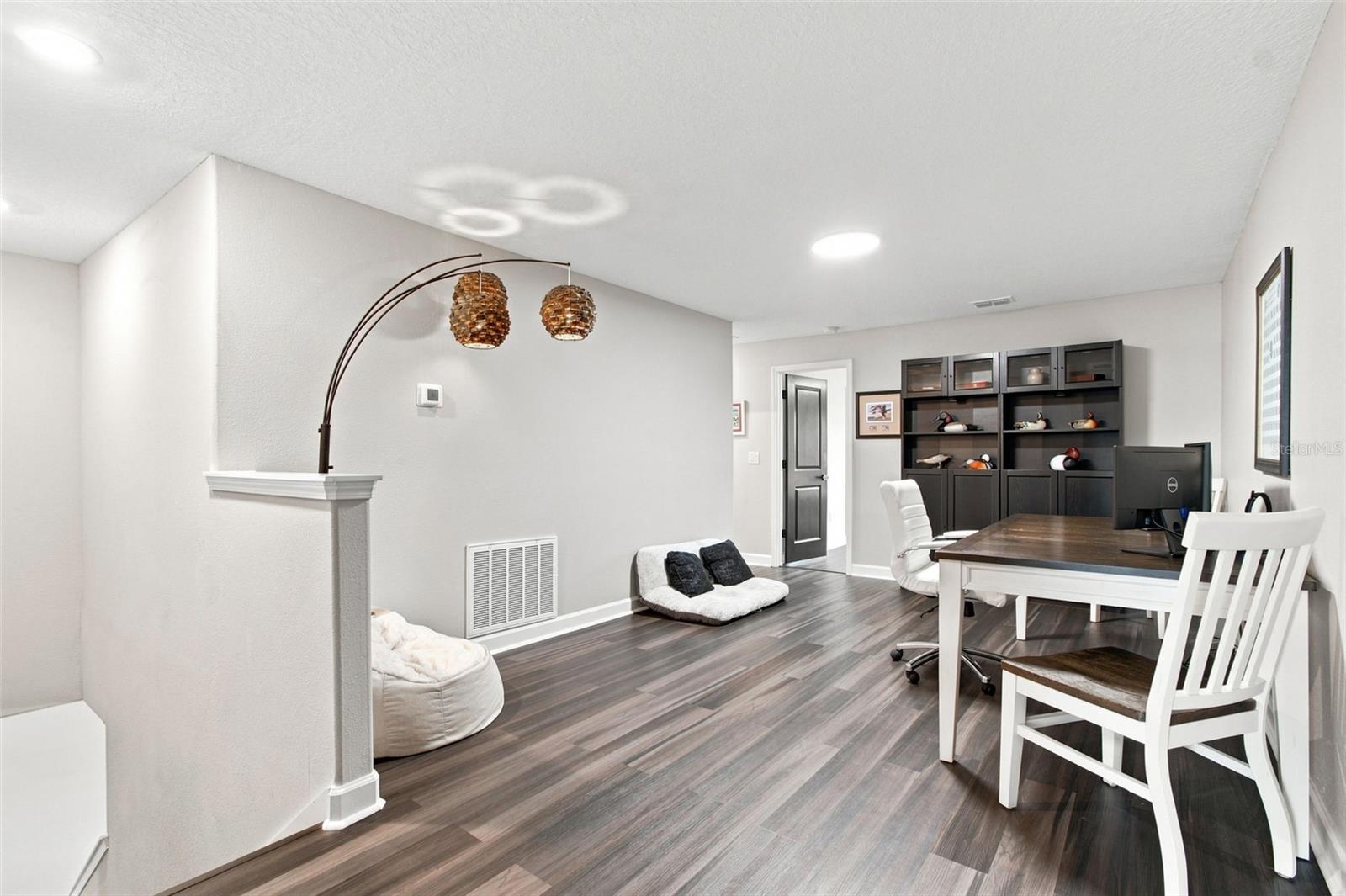 2213 Cerulean Sky Dr Property Photo 30