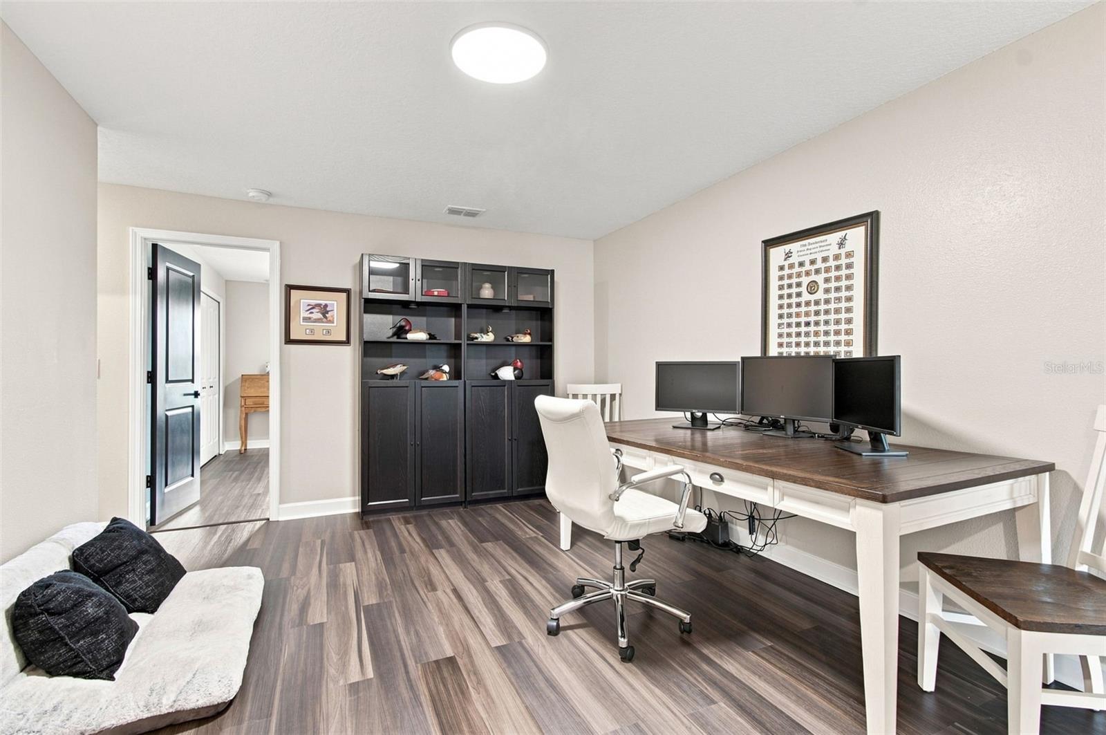 2213 Cerulean Sky Dr Property Photo 31