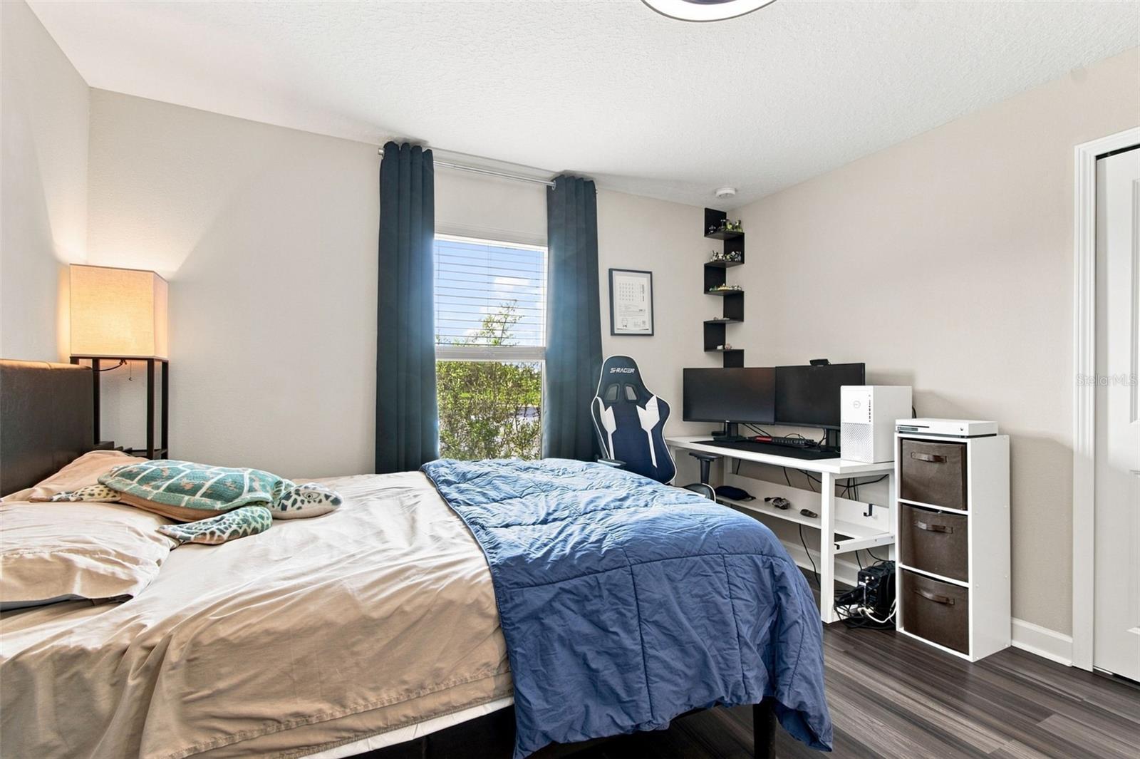 2213 Cerulean Sky Dr Property Photo 37