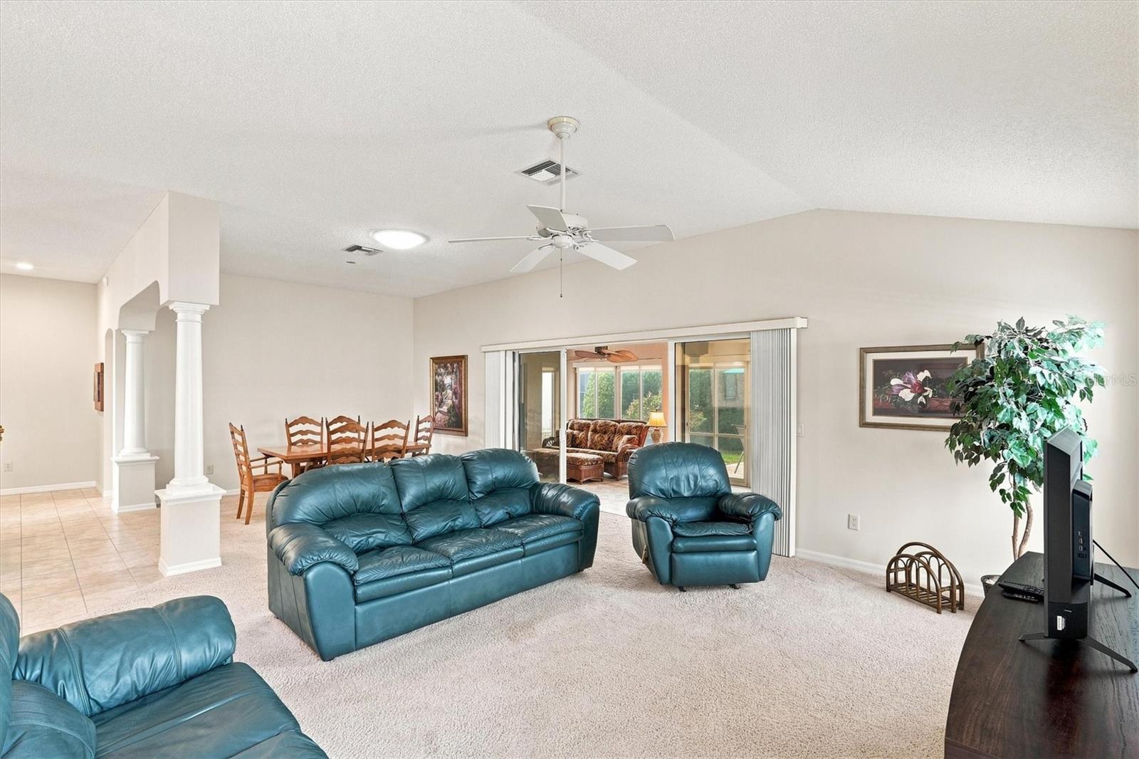 632 Winifred Way Property Photo 26
