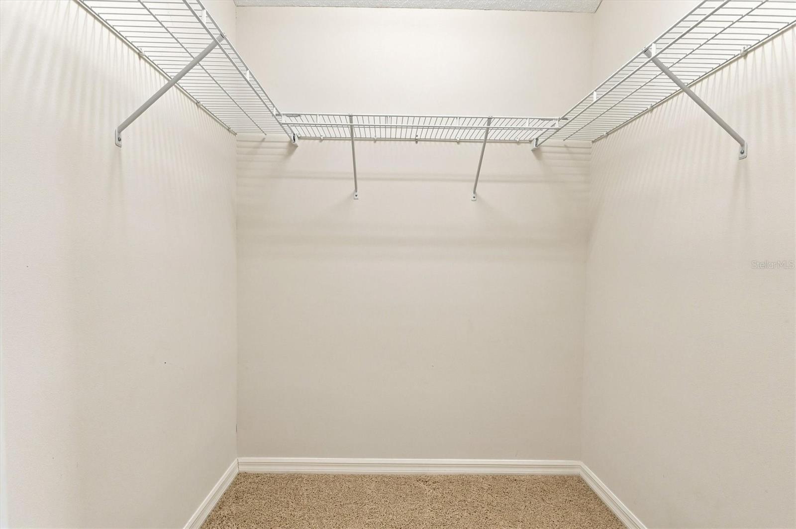 632 Winifred Way Property Photo 33