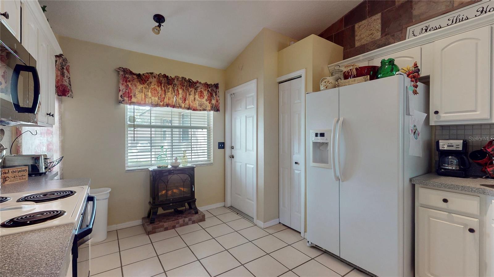 2579 Stardust Ave Property Photo 15