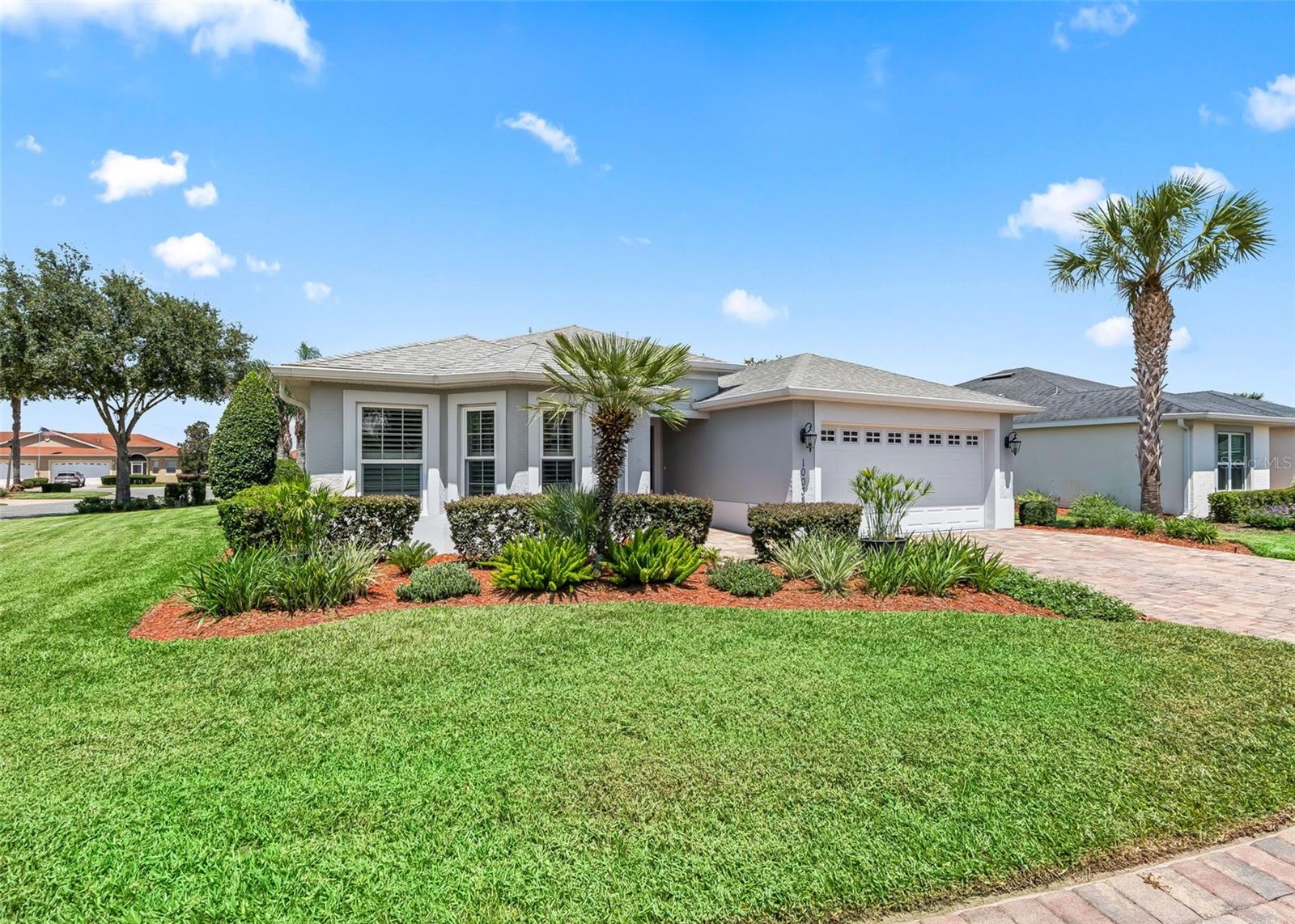 10038 Ketch Kay Ln Property Photo 4