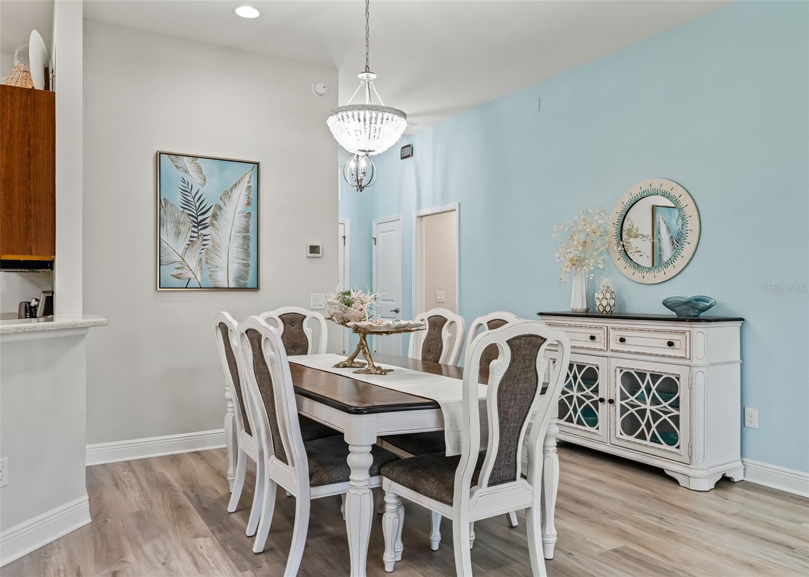 10038 Ketch Kay Ln Property Photo 14