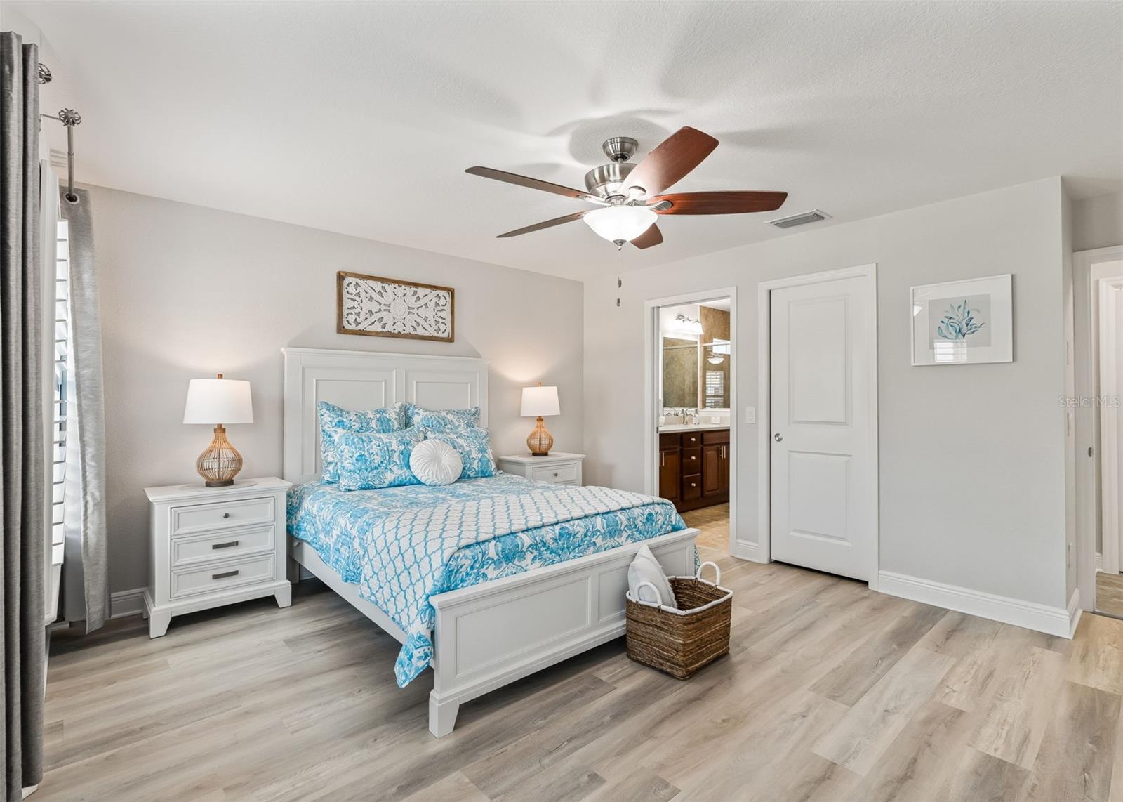 10038 Ketch Kay Ln Property Photo 24