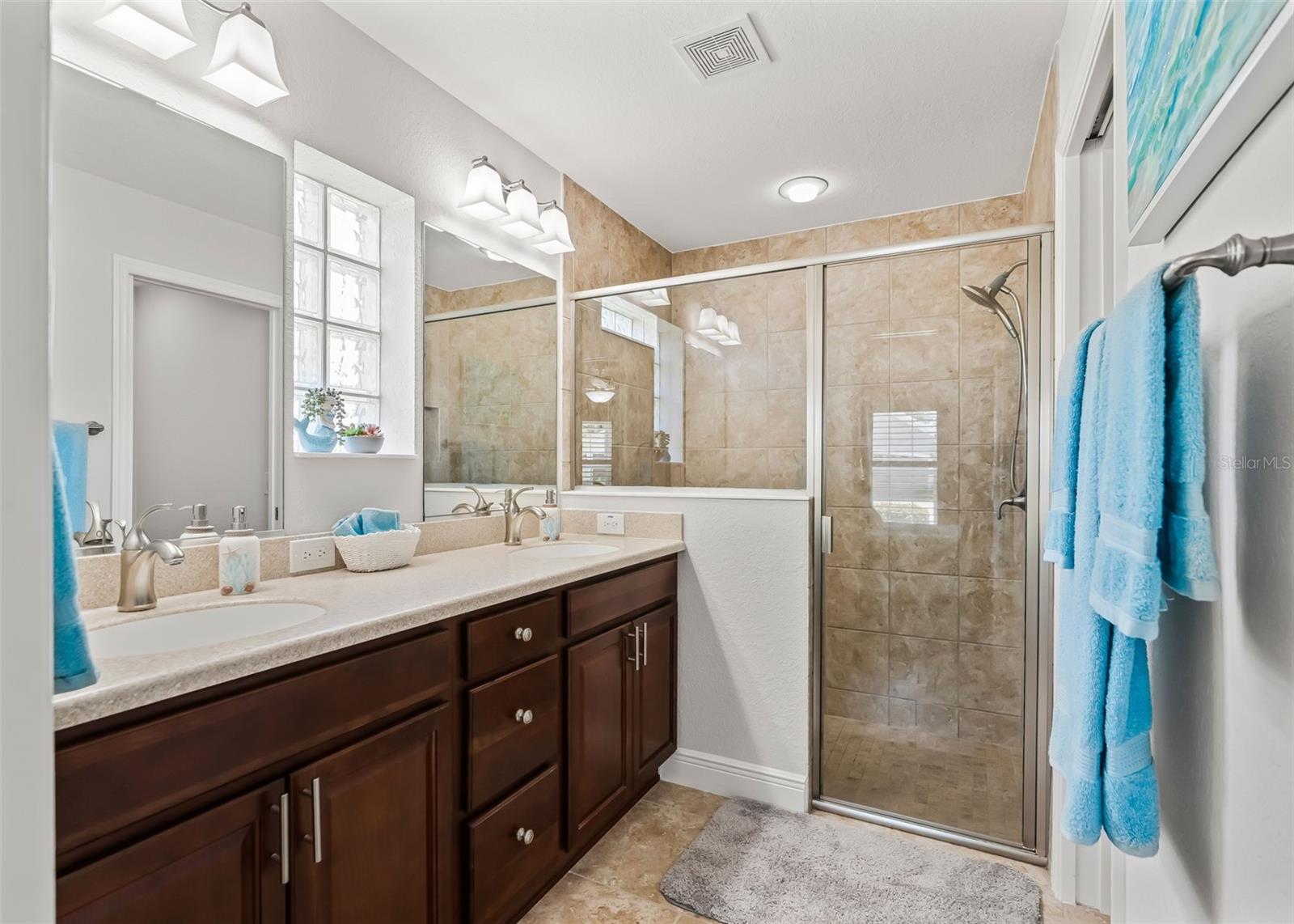 10038 Ketch Kay Ln Property Photo 26