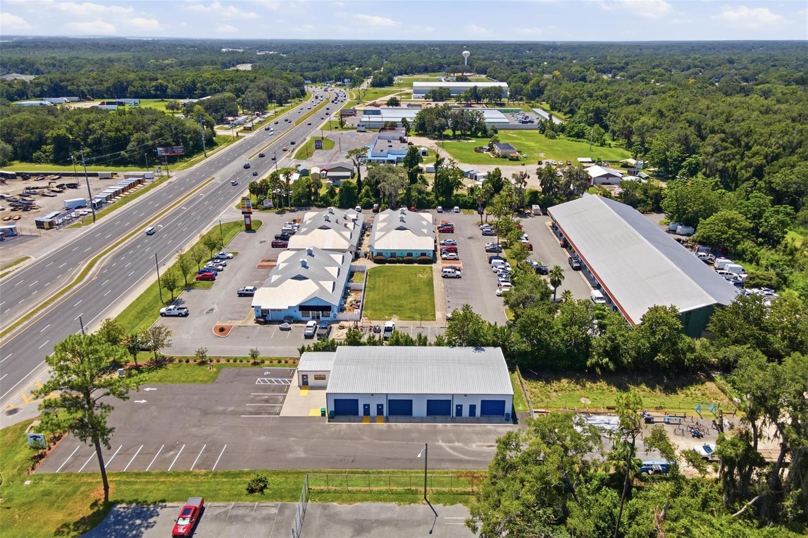 2450 Us Highway 441/27 Property Photo 4