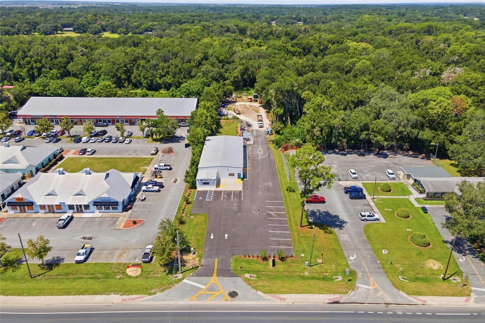 2450 Us Highway 441/27 Property Photo 5