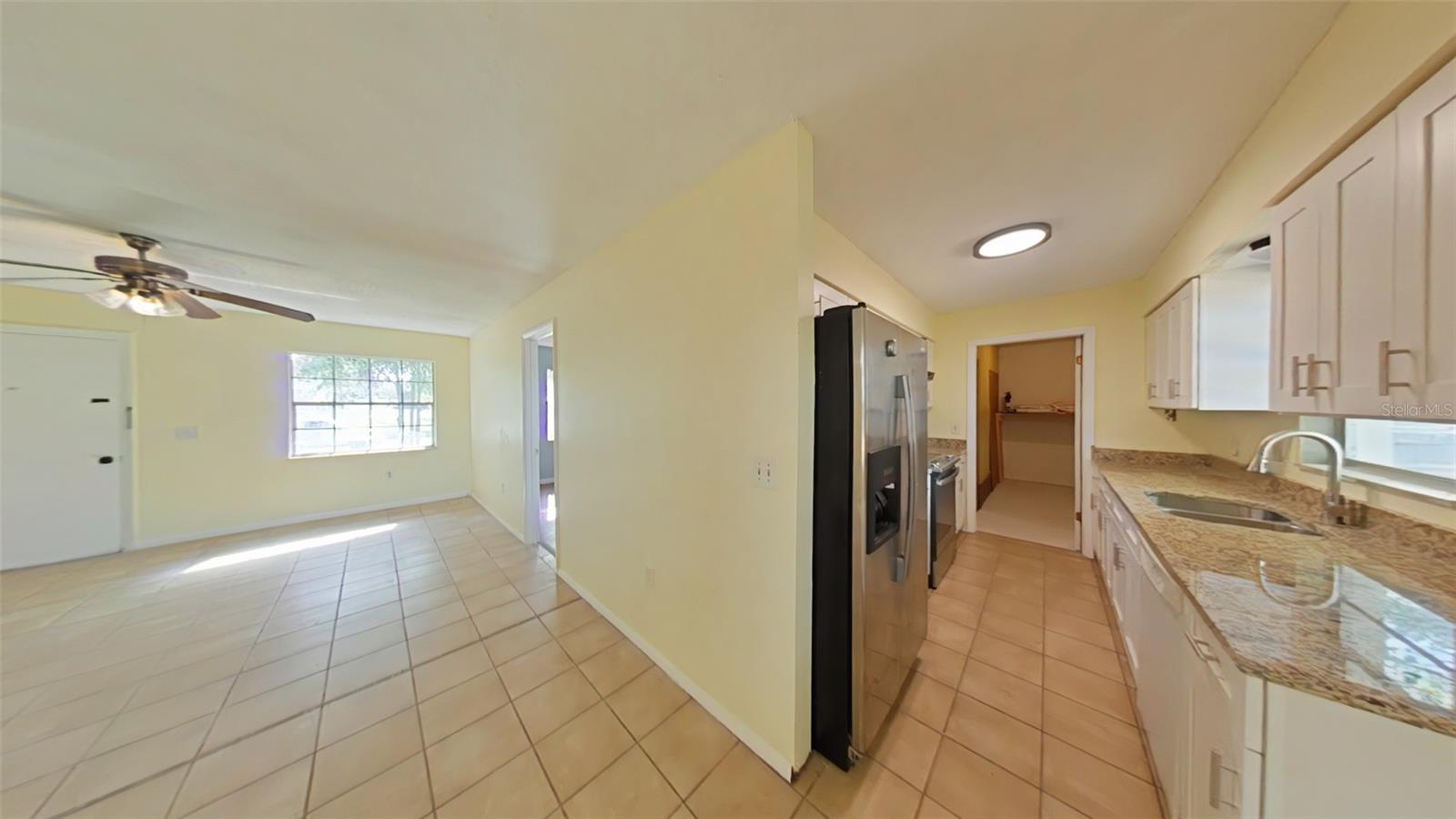 5550 Saint Joseph Blvd Property Photo 2